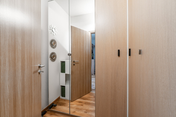 komora - Prodej bytu 4+kk v osobním vlastnictví 122 m², Dolní Břežany