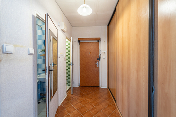 Prodej bytu 2+1 v osobním vlastnictví 53 m², Praha 6 - Veleslavín