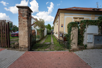 Prodej domu 215 m², Praha 9 - Čakovice