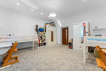 Prodej domu 215 m², Praha 9 - Čakovice