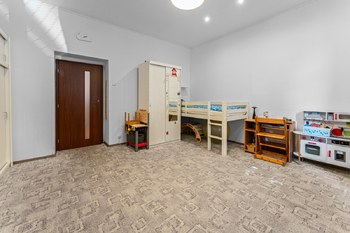 Prodej domu 215 m², Praha 9 - Čakovice