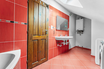 Prodej domu 215 m², Praha 9 - Čakovice