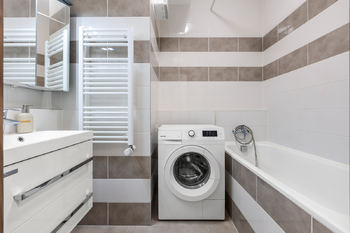 Prodej bytu 3+kk v osobním vlastnictví 82 m², Praha 4 - Modřany