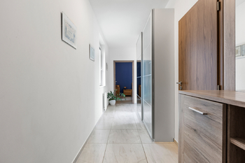 Prodej bytu 3+kk v osobním vlastnictví 82 m², Praha 4 - Modřany