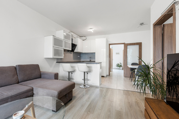Prodej bytu 3+kk v osobním vlastnictví 82 m², Praha 4 - Modřany