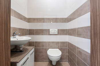Prodej bytu 3+kk v osobním vlastnictví 82 m², Praha 4 - Modřany