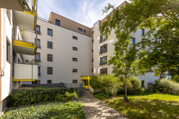 Prodej bytu 3+kk v osobním vlastnictví 82 m², Praha 4 - Modřany