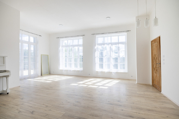 Prodej domu 219 m², Vráž