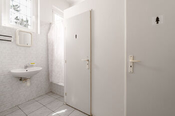 Prodej obchodních prostor 590 m², Praha 10 - Strašnice