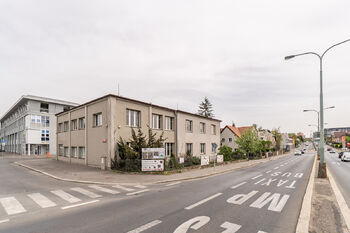 Prodej obchodních prostor 590 m², Praha 10 - Strašnice