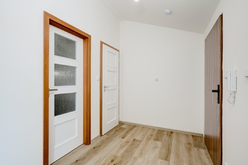Prodej bytu 2+kk v osobním vlastnictví 75 m², Vilémovice