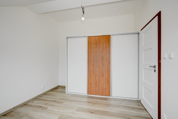 Prodej bytu 2+kk v osobním vlastnictví 75 m², Vilémovice