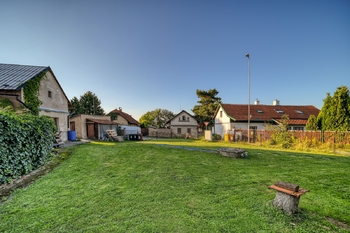 zahrada - Prodej domu 73 m², Zásmuky
