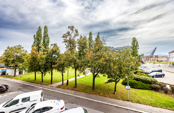 Výhled z bytu - Pronájem bytu 2+kk v osobním vlastnictví 48 m², Ústí nad Labem