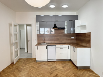 Pronájem bytu 2+kk v osobním vlastnictví 49 m², Praha 2 - Vinohrady