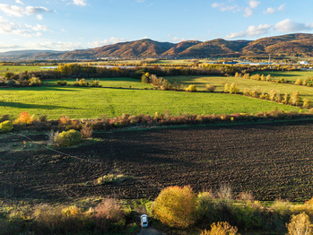 Prodej pozemku 2561 m², Chabařovice