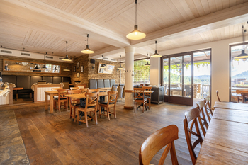 Prodej restaurace 174 m², Doksy