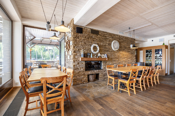 Prodej restaurace 174 m², Doksy