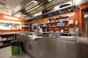 Prodej restaurace 174 m², Doksy
