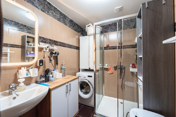 Prodej bytu 3+kk v osobním vlastnictví 92 m², Praha 9 - Újezd nad Lesy