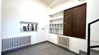 Kancelář - Pronájem garáže 69 m², Praha 9 - Horní Počernice