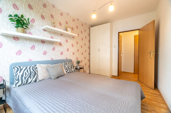 ložnice - Prodej bytu 3+kk v osobním vlastnictví 69 m², Praha 4 - Krč
