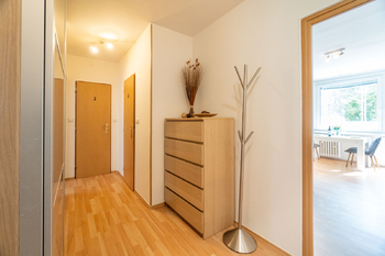 chodba - Prodej bytu 3+kk v osobním vlastnictví 69 m², Praha 4 - Krč