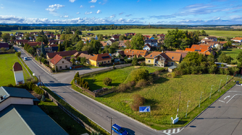 Prodej pozemku 1539 m², Mokrovraty