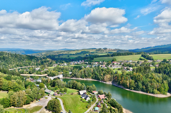 Prodej pozemku 1461 m², Pastviny