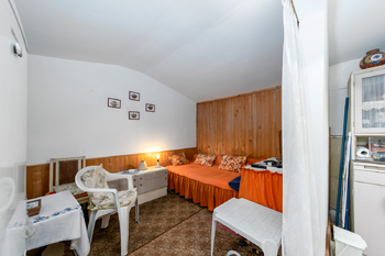 Prodej chaty / chalupy 20 m², Praha 5 - Lipence