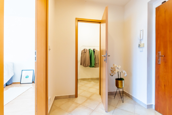 Prodej bytu 1+kk v osobním vlastnictví 33 m², Praha 10 - Záběhlice