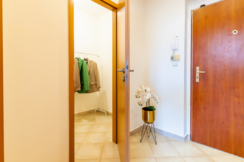 Prodej bytu 1+kk v osobním vlastnictví 33 m², Praha 10 - Záběhlice