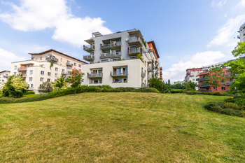 Prodej bytu 1+kk v osobním vlastnictví 33 m², Praha 10 - Záběhlice