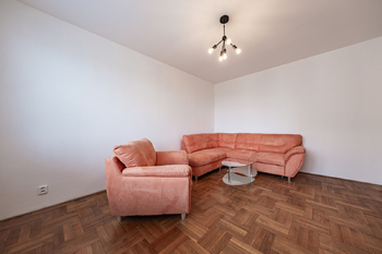 Prodej bytu 1+1 v osobním vlastnictví 37 m², Karlovy Vary