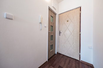 Prodej bytu 1+1 v osobním vlastnictví 37 m², Karlovy Vary