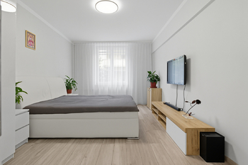 Prodej bytu 2+1 v osobním vlastnictví 57 m², Karlovy Vary