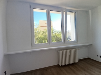 Pronájem bytu 1+kk v družstevním vlastnictví 20 m², Ústí nad Labem
