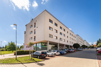 Prodej bytu 2+kk v osobním vlastnictví 57 m², Mníšek pod Brdy