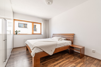 Prodej bytu 2+kk v osobním vlastnictví 57 m², Mníšek pod Brdy