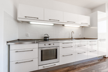 Prodej bytu 2+kk v osobním vlastnictví 57 m², Mníšek pod Brdy
