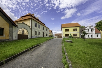 Prodej pozemku 932 m², Ondřejov