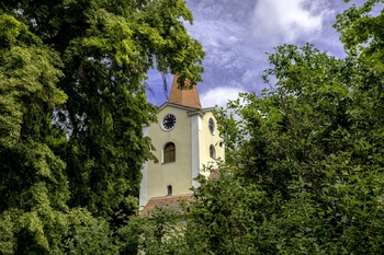 Prodej pozemku 932 m², Ondřejov