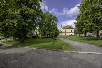 Prodej pozemku 932 m², Ondřejov