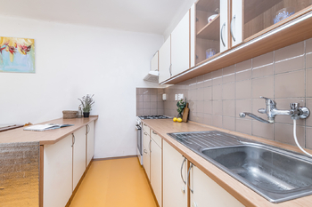 kuchyně - Prodej domu 108 m², Koleč