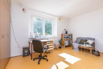 pokoj v přízemí - Prodej domu 108 m², Koleč