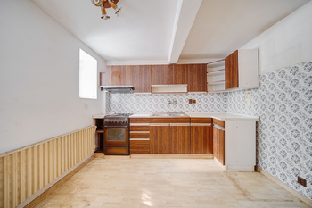 Prodej domu 100 m², Praha 5 - Smíchov