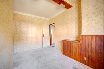 Prodej domu 100 m², Praha 5 - Smíchov