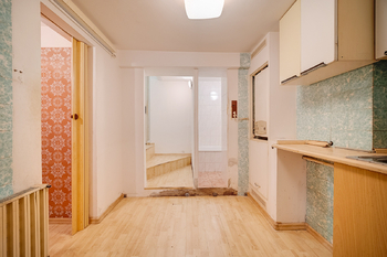 Prodej domu 100 m², Praha 5 - Smíchov