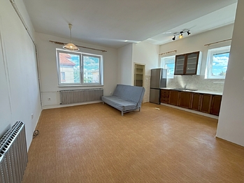 Pronájem bytu 2+kk v osobním vlastnictví 62 m², Hradec Králové