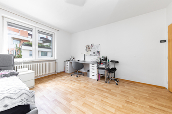 pokoj 2 - byt 3+1 - Prodej domu 296 m², Brno